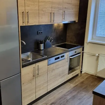 Orman Evi Horska Jezek *