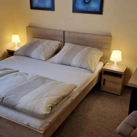 Horska Jezek Orman Evi Harrachov